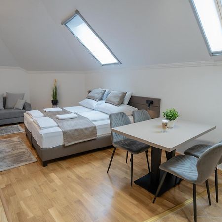 Vegvar Spa Apartman Gyula Exteriér fotografie