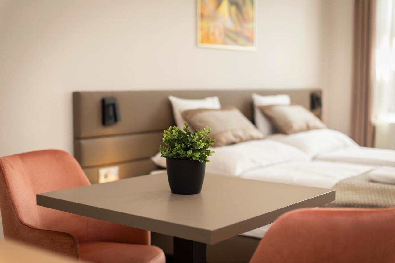Vegvar Spa Apartman Gyula Exteriér fotografie