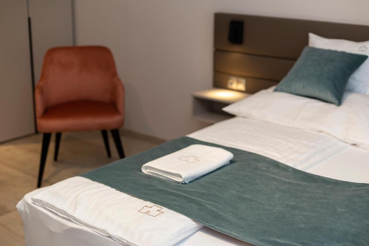Vegvar Spa Apartman Gyula Exteriér fotografie