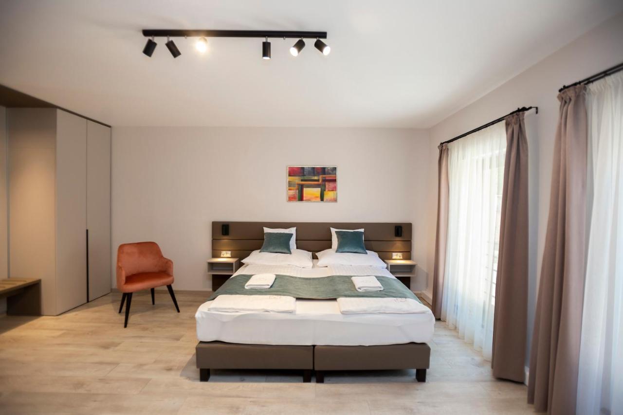 Vegvar Spa Apartman Gyula Exteriér fotografie