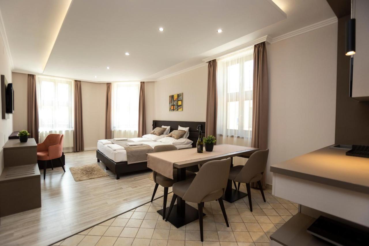 Vegvar Spa Apartman Gyula Exteriér fotografie