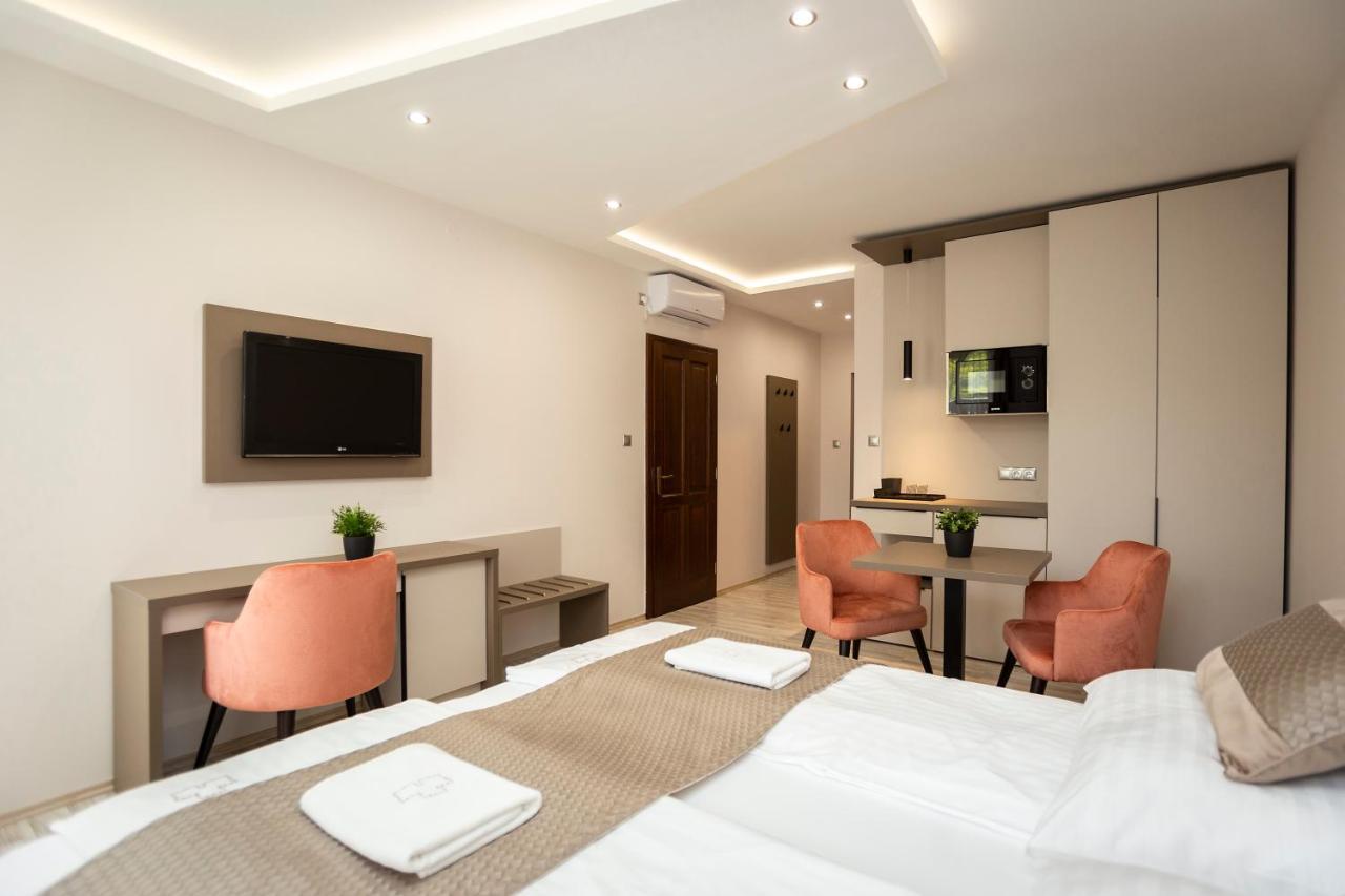 Vegvar Spa Apartman Gyula Exteriér fotografie