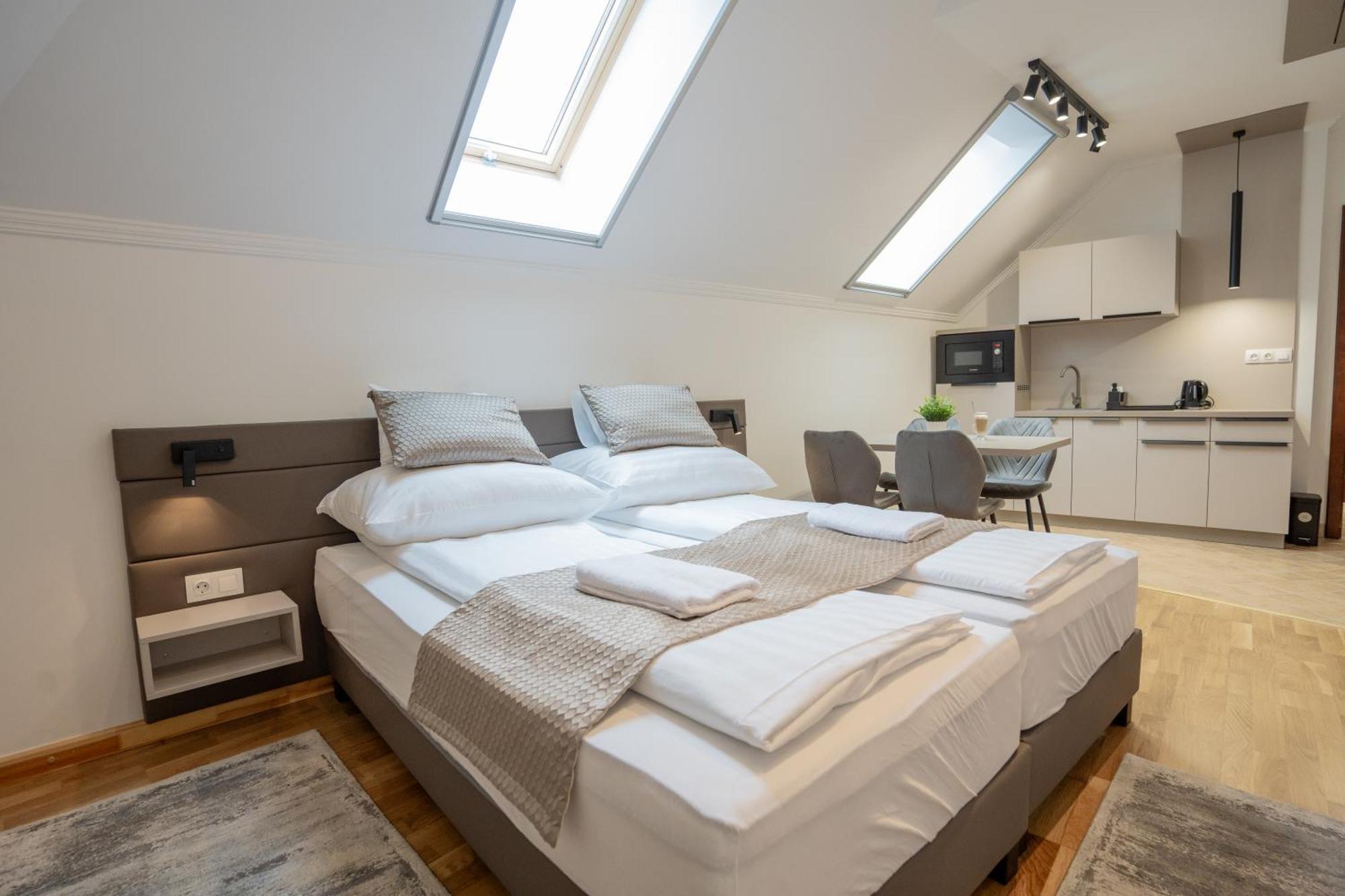 Vegvar Spa Apartman Gyula Exteriér fotografie